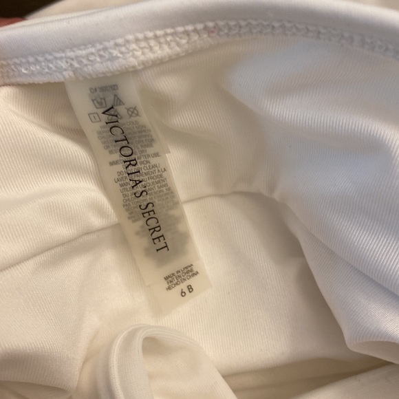 NWOT Victoria’s Secret WHITE Rouched Halter One Piece Swimsuit Resort woman M - Picture 13 of 13